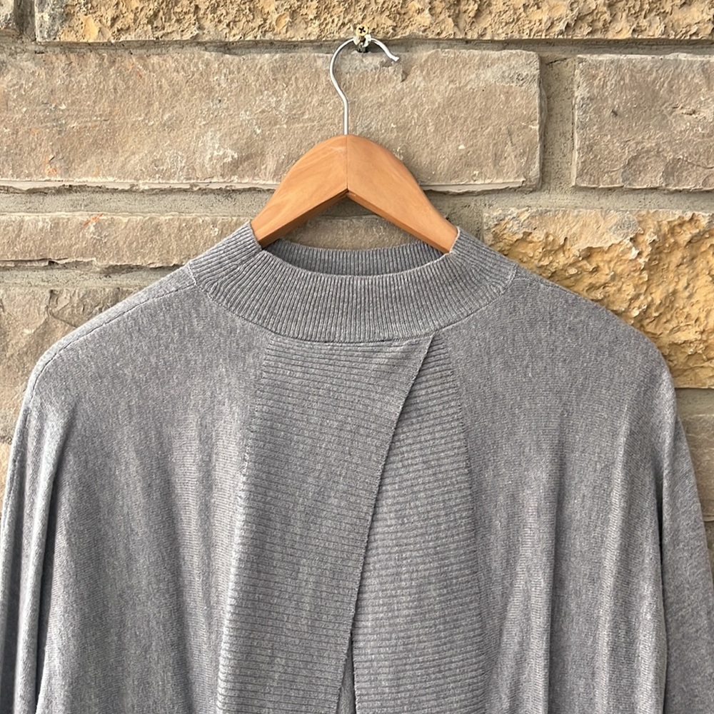 The Limited Light Grey Mock Turtleneck Sweater With Open Back Size Large - Picture 10 of 13